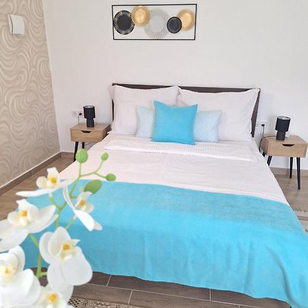 Varfal Apartman Eger Exteriör bild