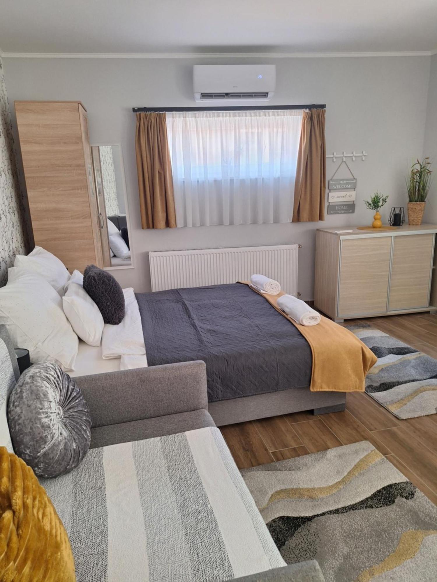 Varfal Apartman Eger Exteriör bild