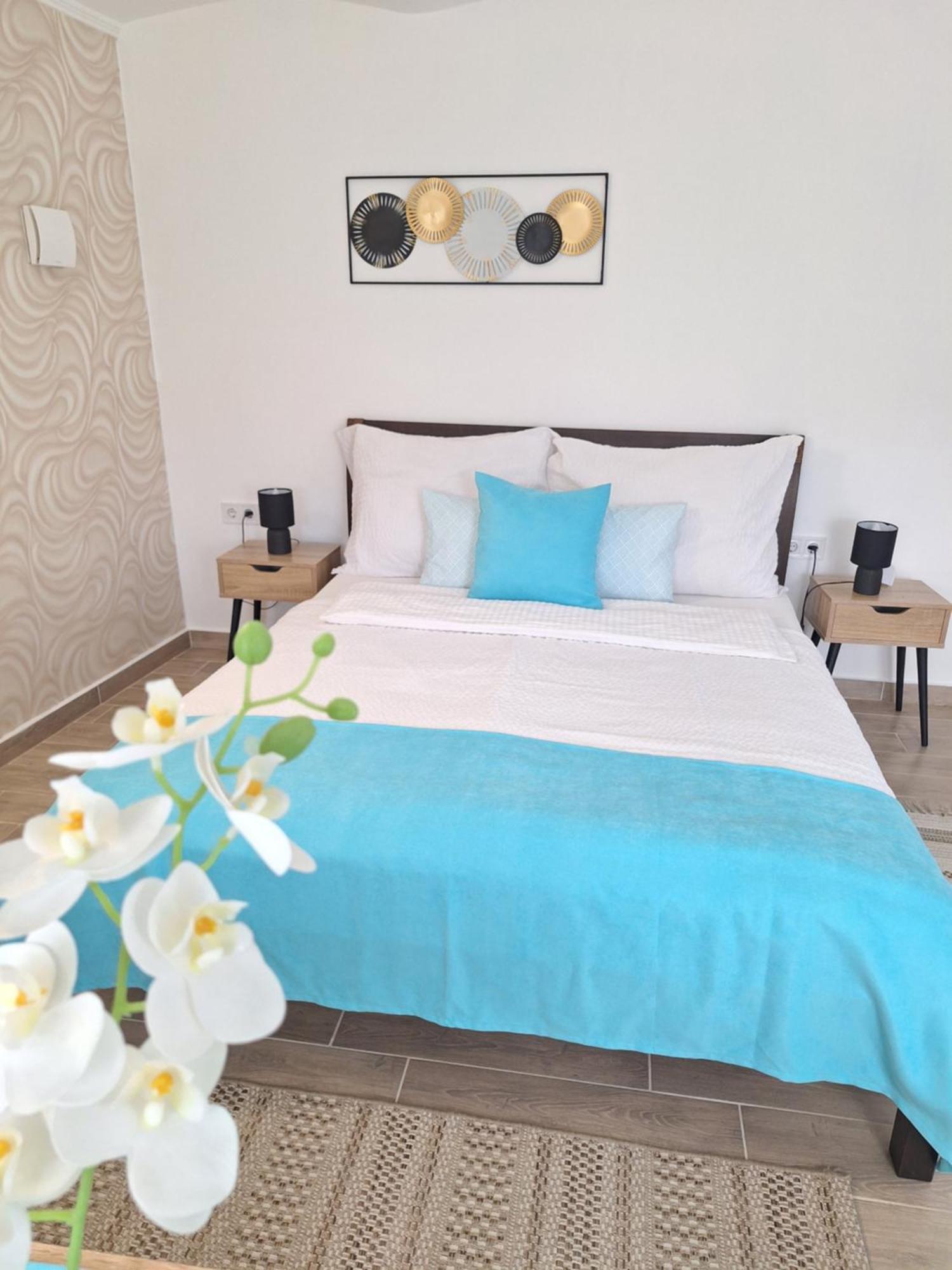 Varfal Apartman Eger Exteriör bild