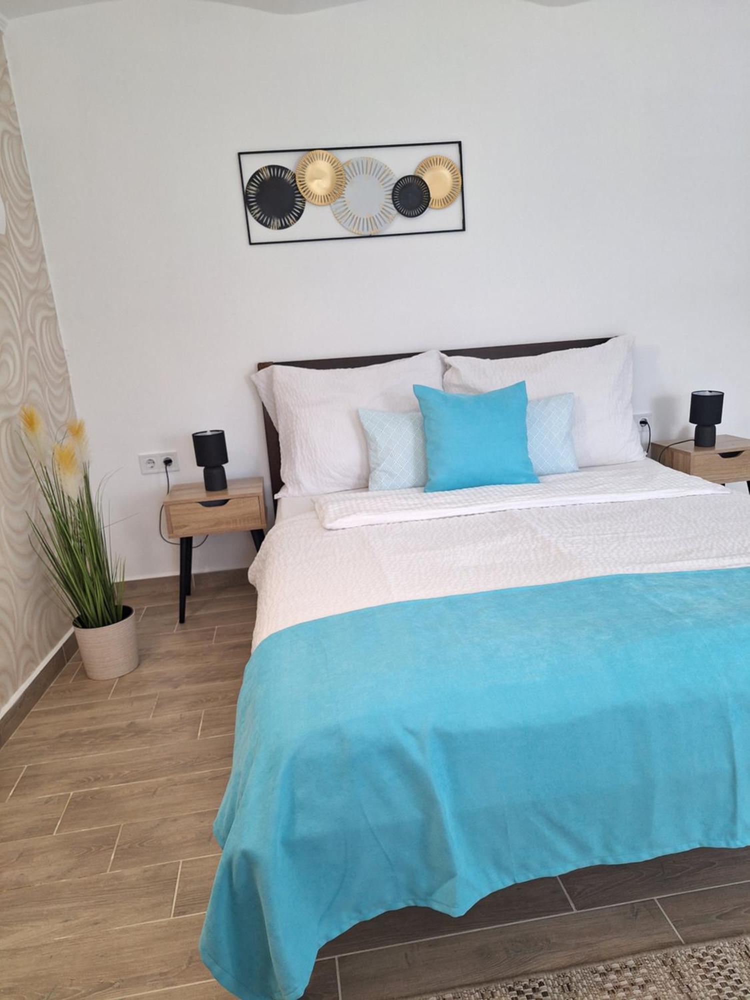 Varfal Apartman Eger Exteriör bild