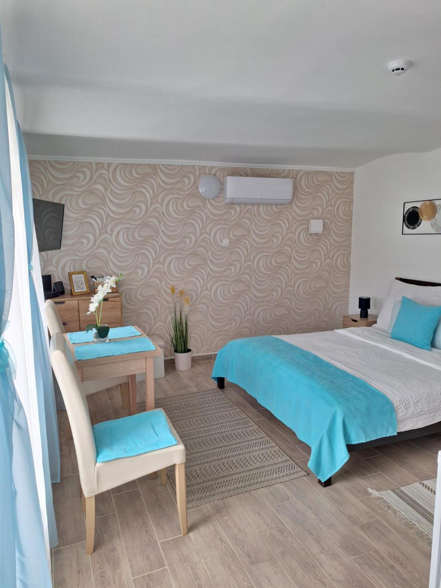 Varfal Apartman Eger Rum bild